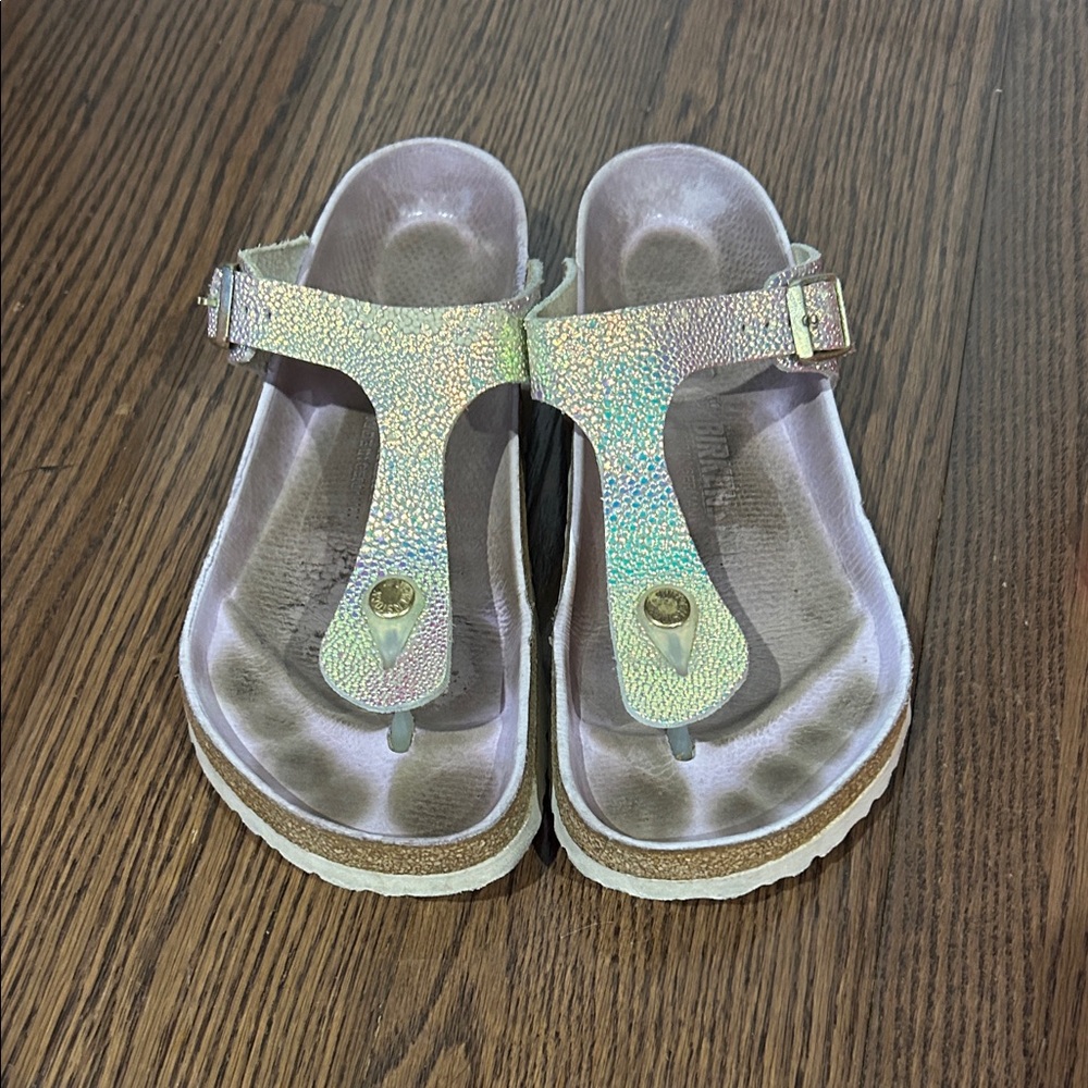 Birkenstock Iridescent T‑Strap Sandals gizeh thong sandals sz 8.5